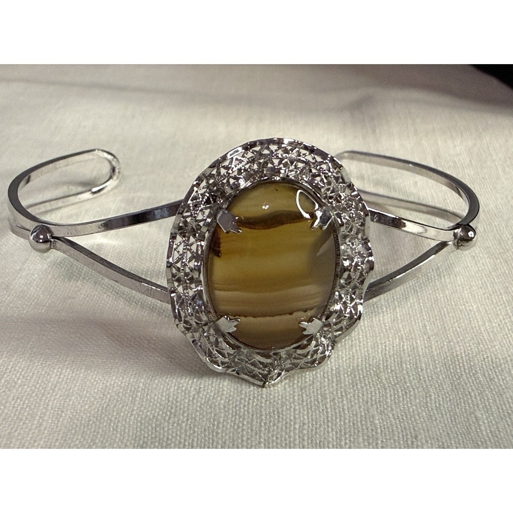 Beautiful Sterling Silver 925 Beadell's Open Cuff Bracelet With Oval Agate